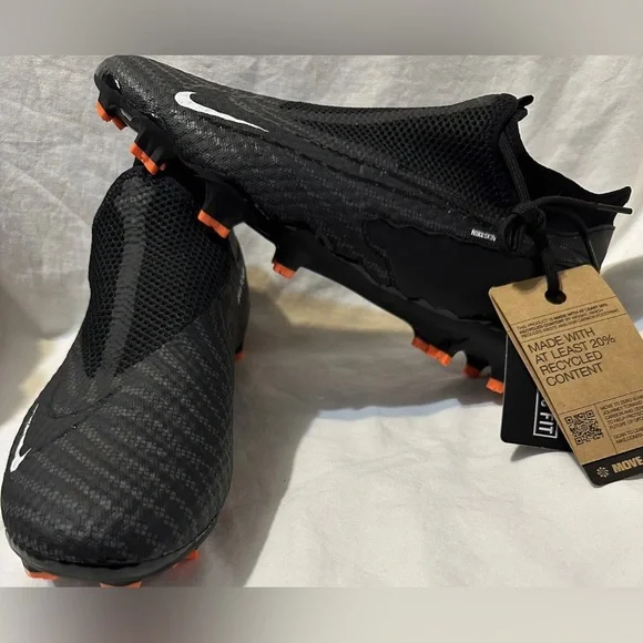 Nike Phantom GX Academy Dynamic Fit MG Soccer Cleats DD9472-010. Men’s Sz
